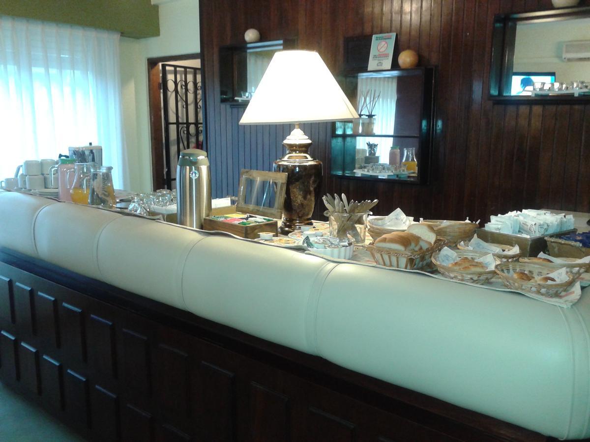 Iberia Hotel Olascoaga Neuquén Esterno foto